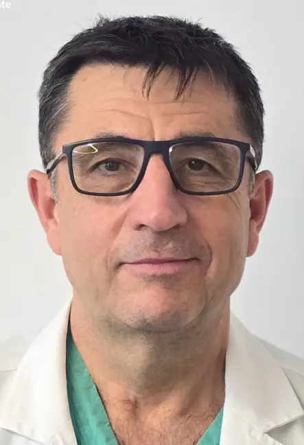 Dr. Marian Andronache  Centrul Medical Transilvania