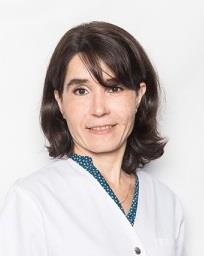 Dr. Andreea Manda