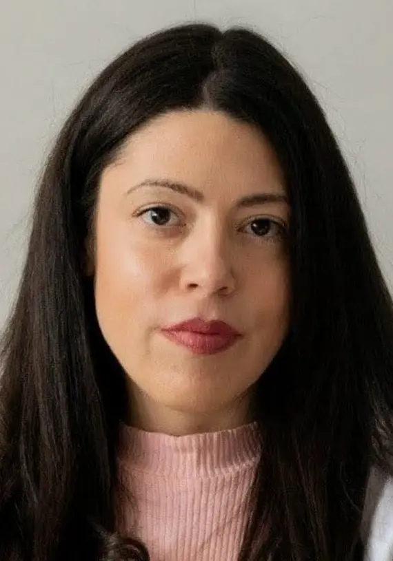 Dr. Edith Laura Pop
