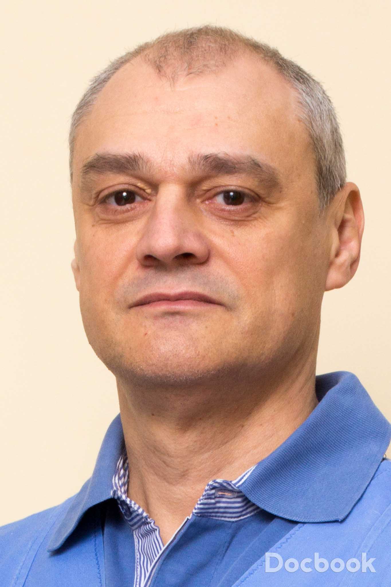 Dr. Manuc Mircea
