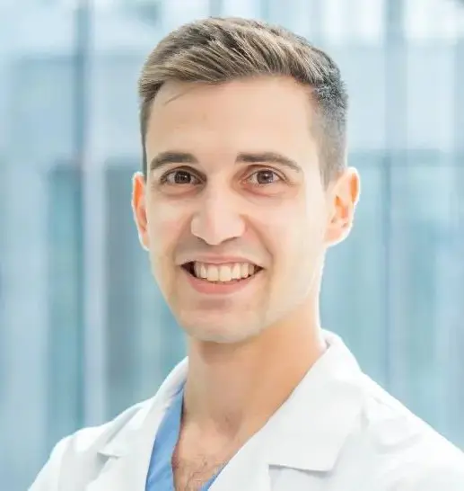 Dr. Leonardo Tillieci PodoCliniq