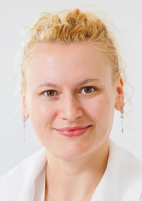 Dr. Luminita Enache Skinmed Clinic