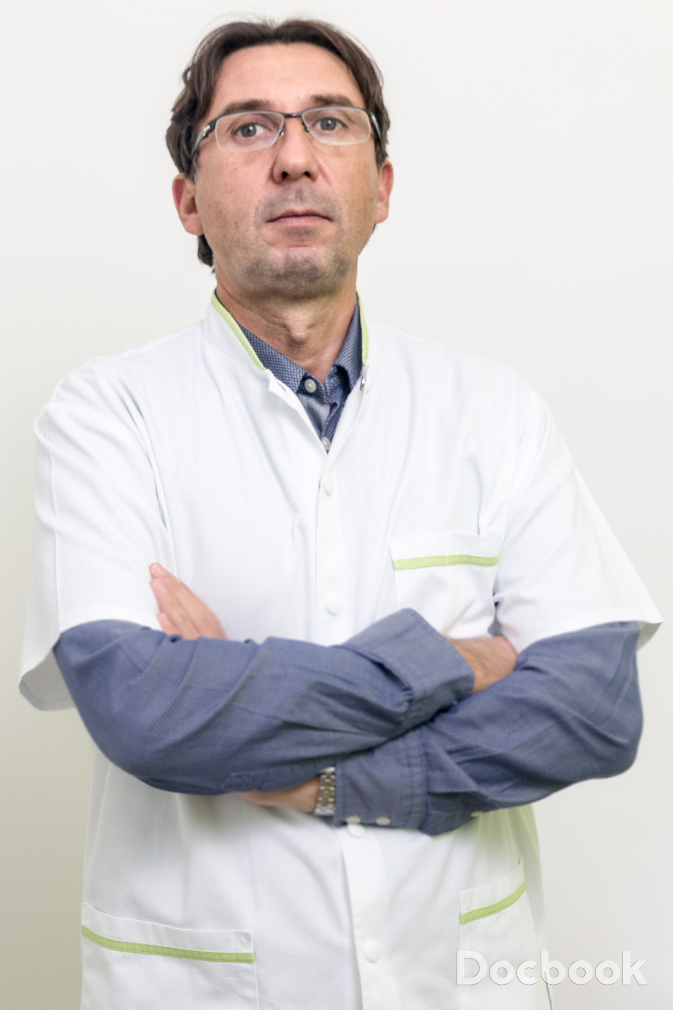 Dr.  Stroescu Cezar