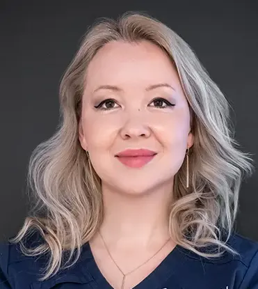 Dr. Iulia Circu Doctor SKiN
