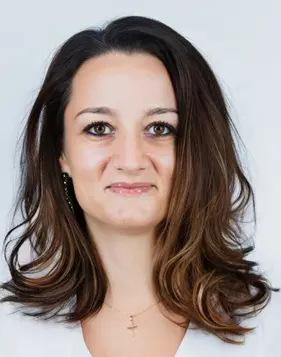 Dr. Ioana Vasile Clinica Aesthetic Lab