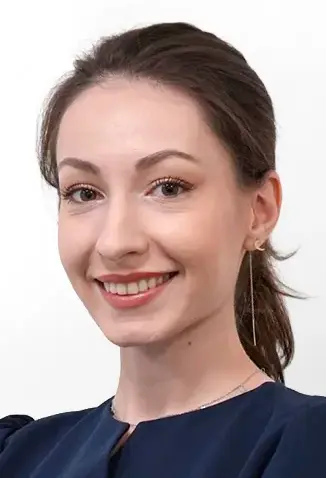 Dr. Denisa Cioca  Clinica RaDent Center