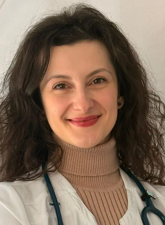 Dr. Elena Boldeanu  Adeomed Clinica de Pediatrie si Neonatologie