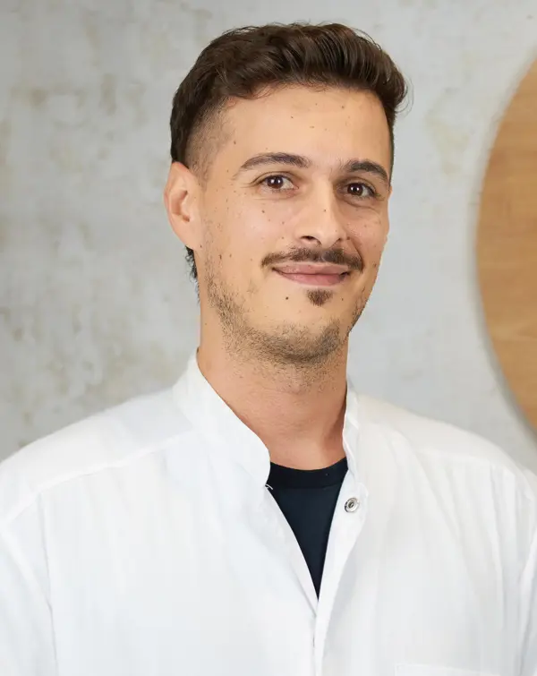 Dr. Andrei Dusca PodoCliniq