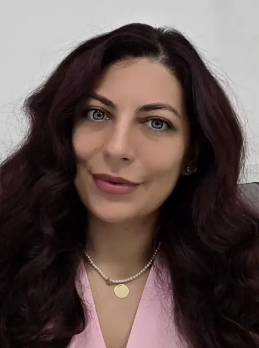 Dr. Lavinia Oana Vasilescu Clinica Eminescu 100